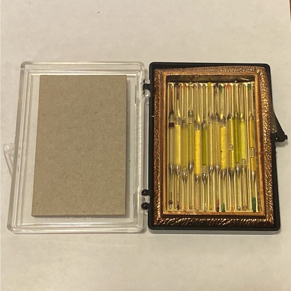 Famous Name Perfumes Packaged in Nips ~12 Glass Vials ~ Sample Set ~ Vintage. - Picture 2 of 12